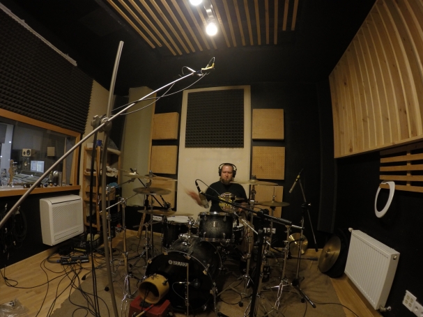 gallery/page1-1002-full